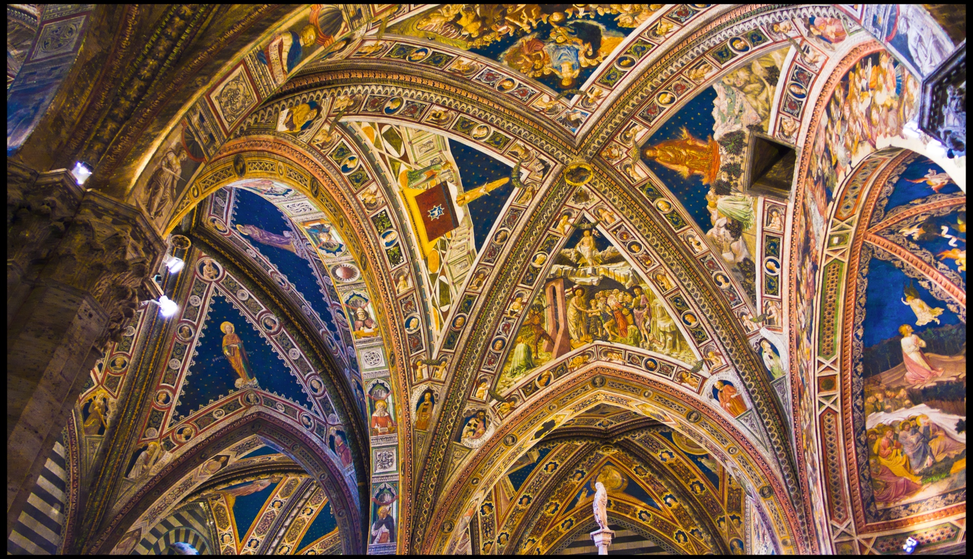 Die Gewölbe des Baptisteriums