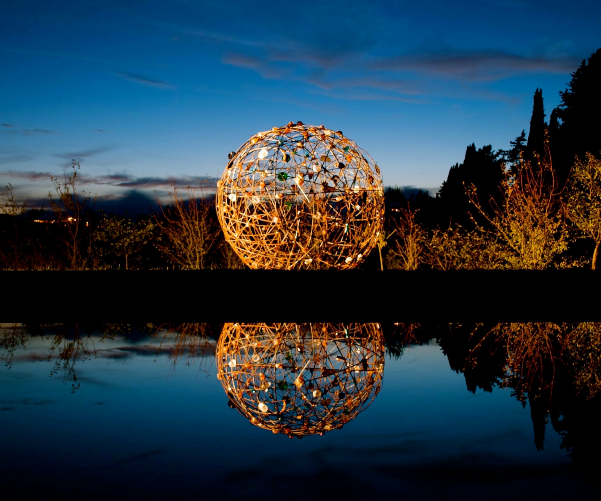 Sphere of light, Rodolfo Lacquaniti