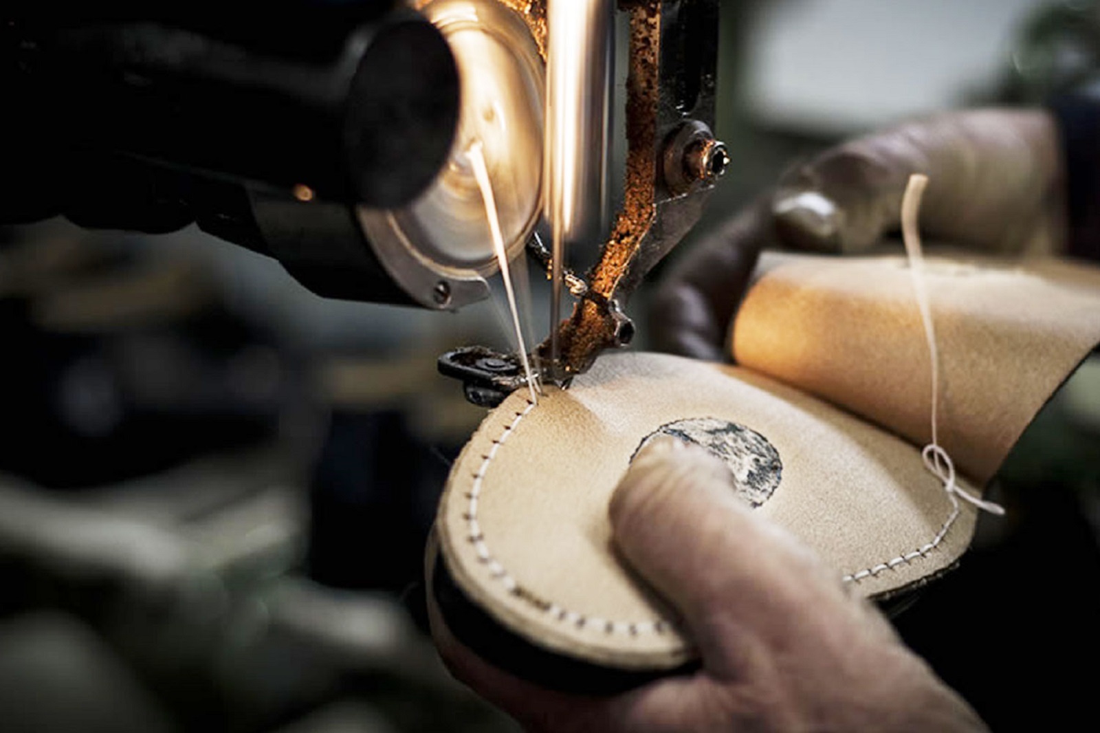 The production of made in Italy footwear