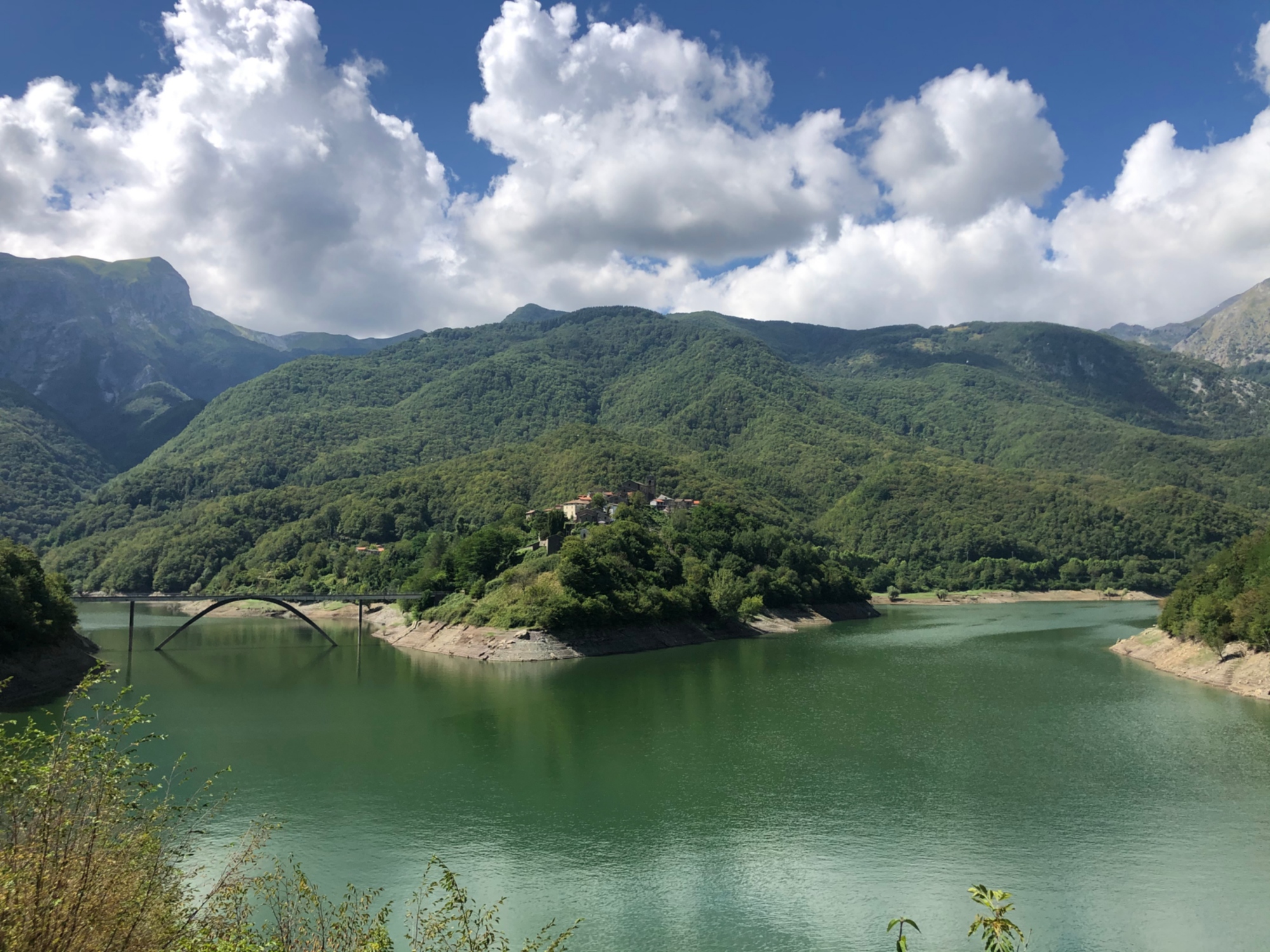 Il lago di Vagli, uno dei più importanti della Garfagnana