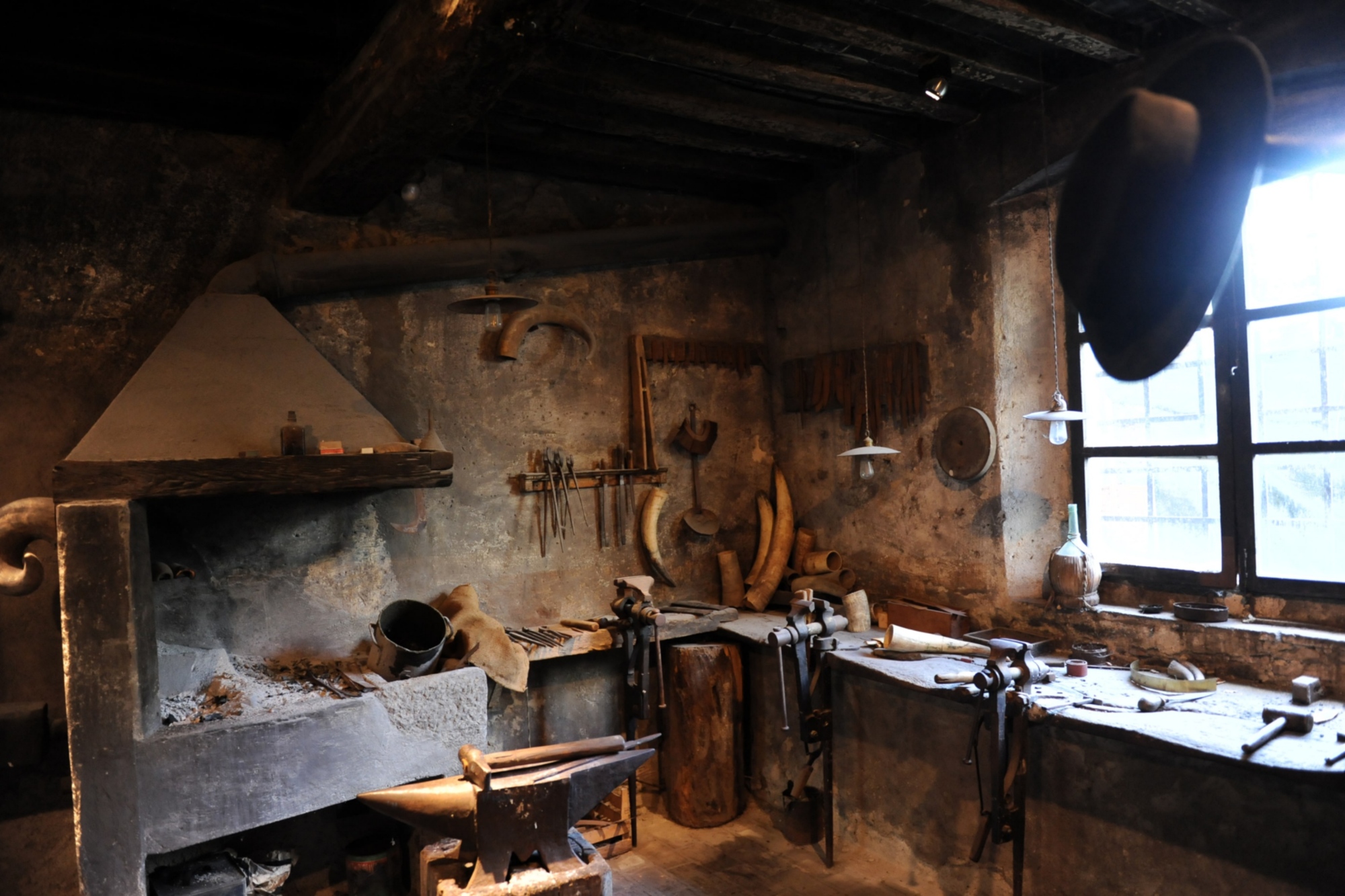 Knife-maker’s workshop, at the Museo dei Ferri Taglienti (Museum of the Sharp Irons)