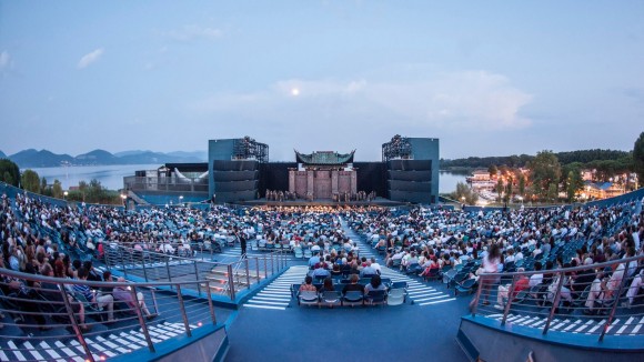 Das Open-Air-Theater in Torre del Lago, Gebiet von Viareggio