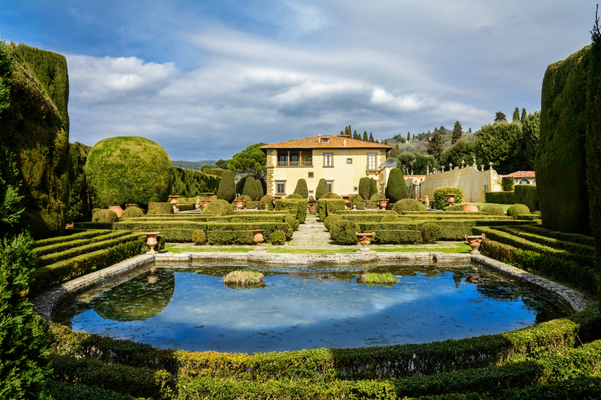 Villa Gamberaia with a lake and gardens, near the city of Settignano