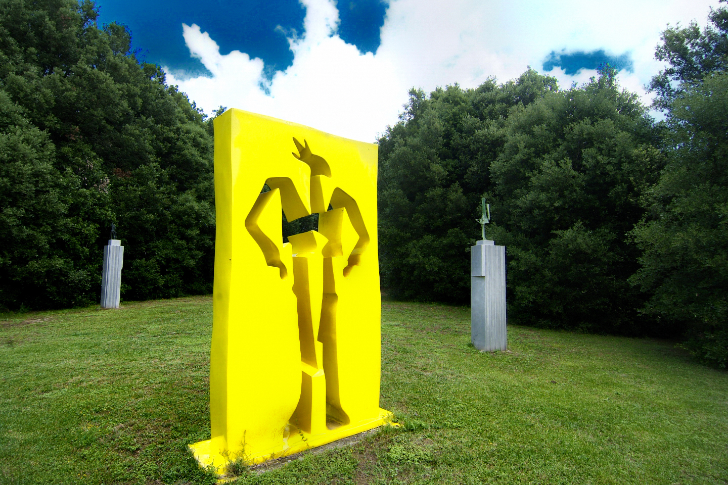 Sculpture Park by Kurt Laurenz Metzler. - Uomo Aria