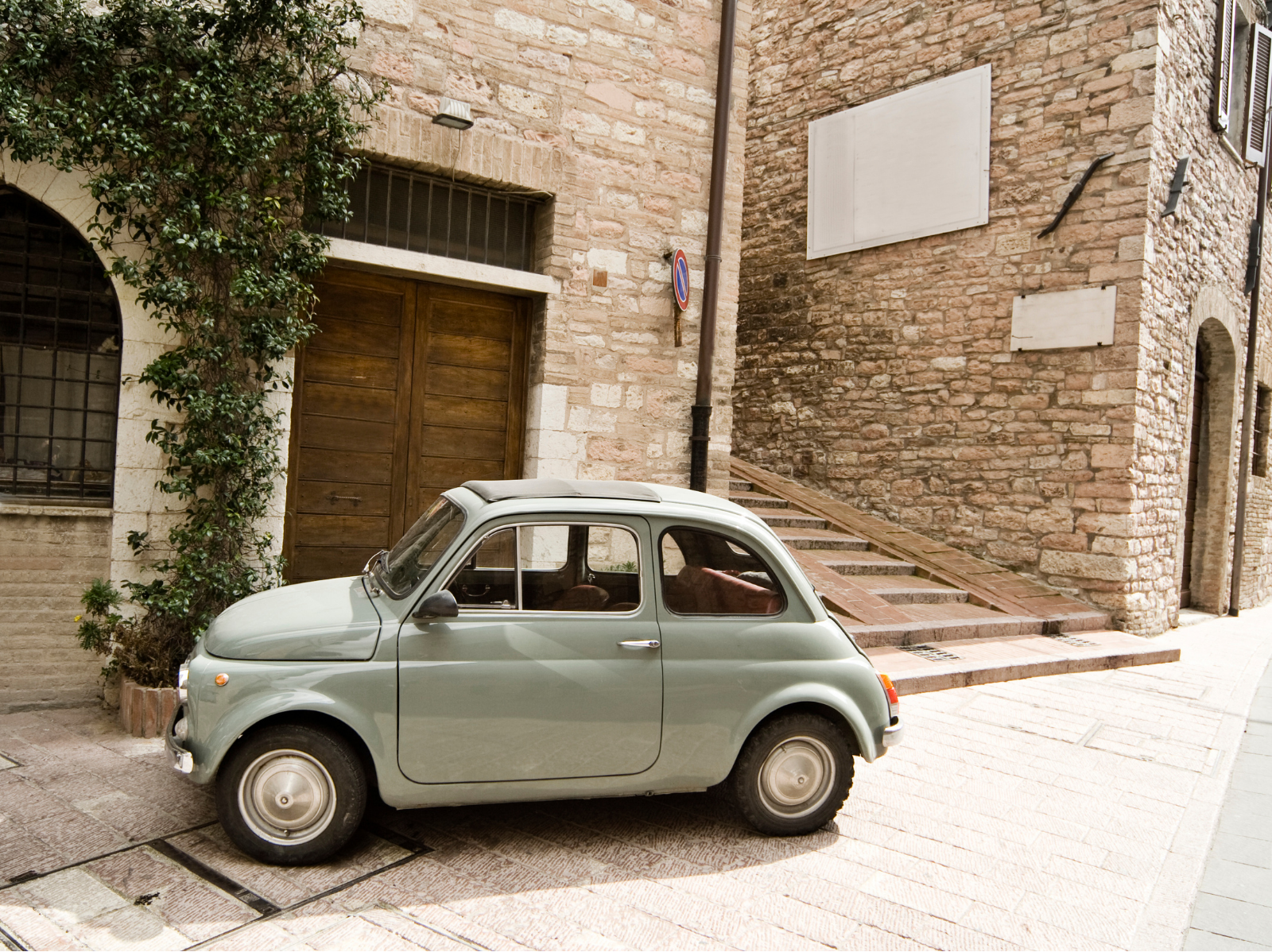 Tour della Val d'Orcia in auto d'epoca