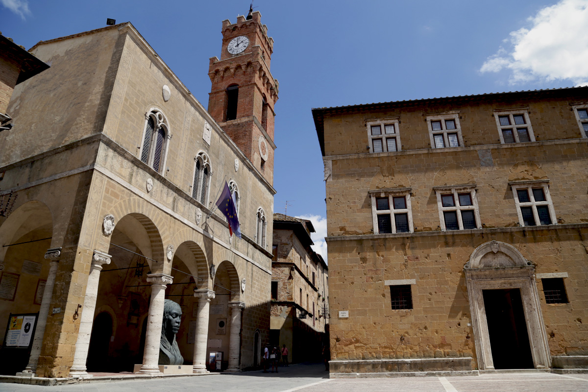 Uno scorcio di Pienza in una giornata serena