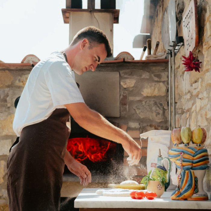 Trekking and cooking class to discover the secrets of making a perfect pizza on Chianti hills Trekking and cooking class to discover the secrets of making a perfect pizza on Chianti hills