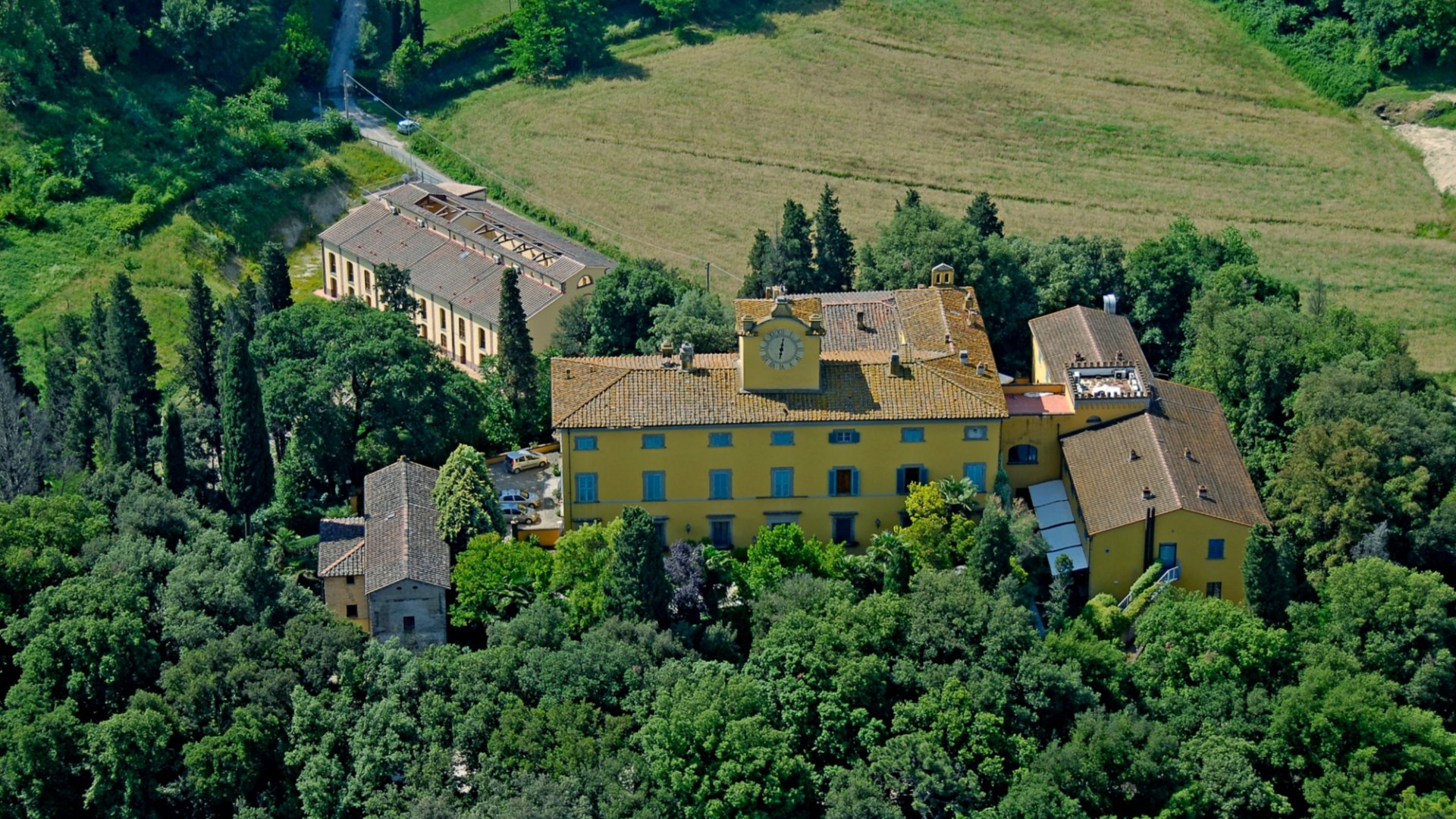 Villa Sonnino a San Miniato vista dall'alto