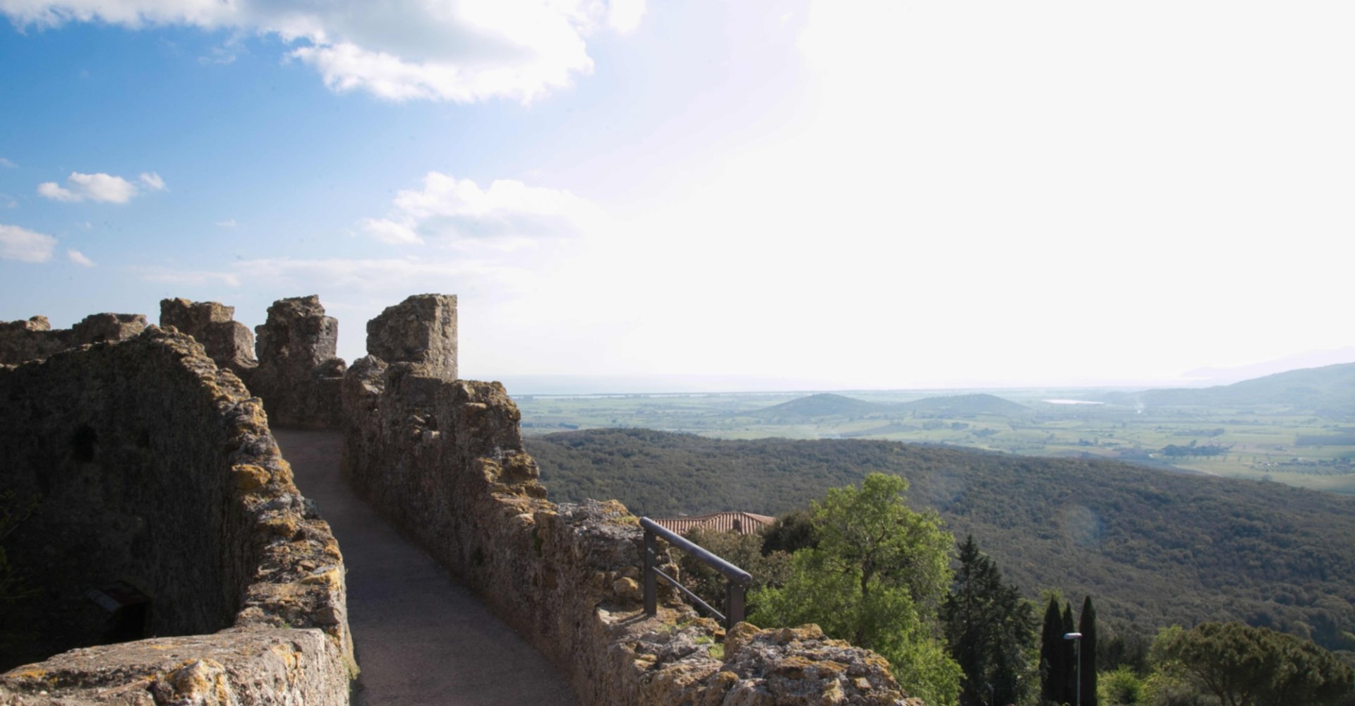 The walls of Capalbio