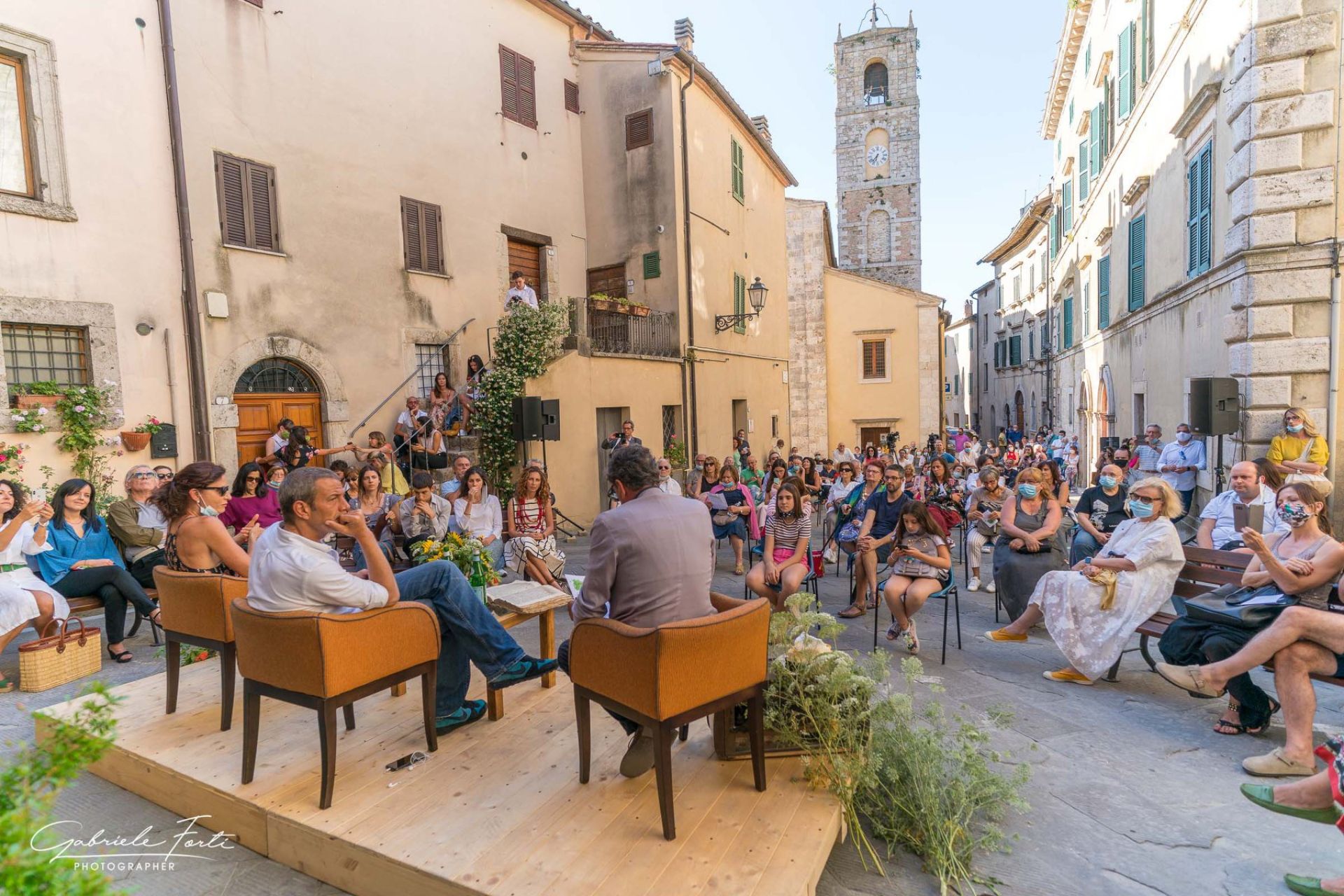 La Terrazza. Incontri a San Casciano dei Bagni