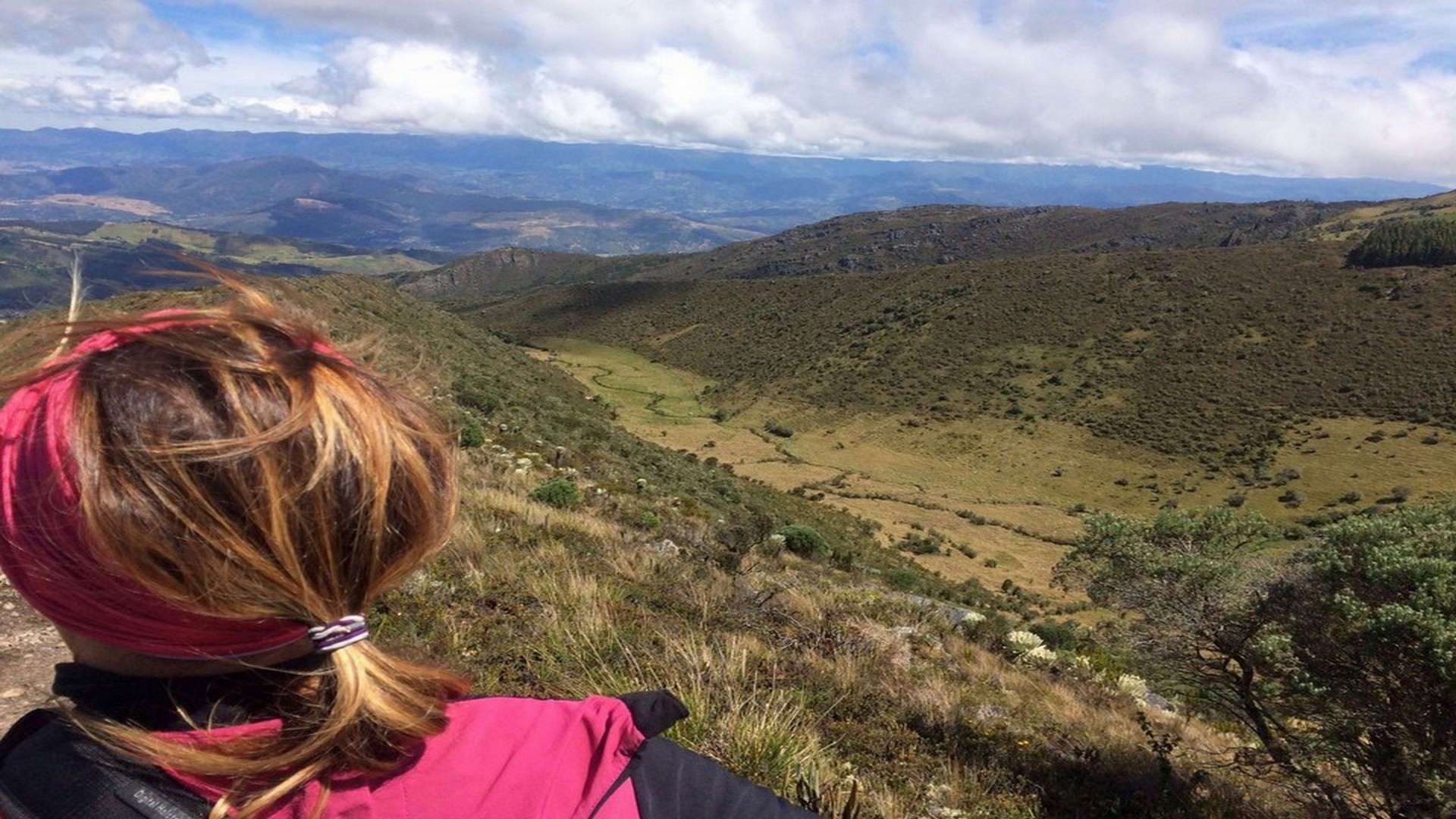 Hiking with a view of the Valdinievole panorama