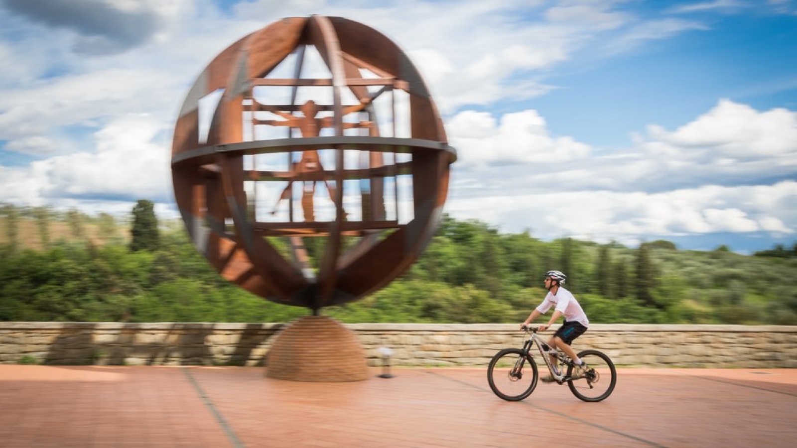 Vinci countryside e-bike tour