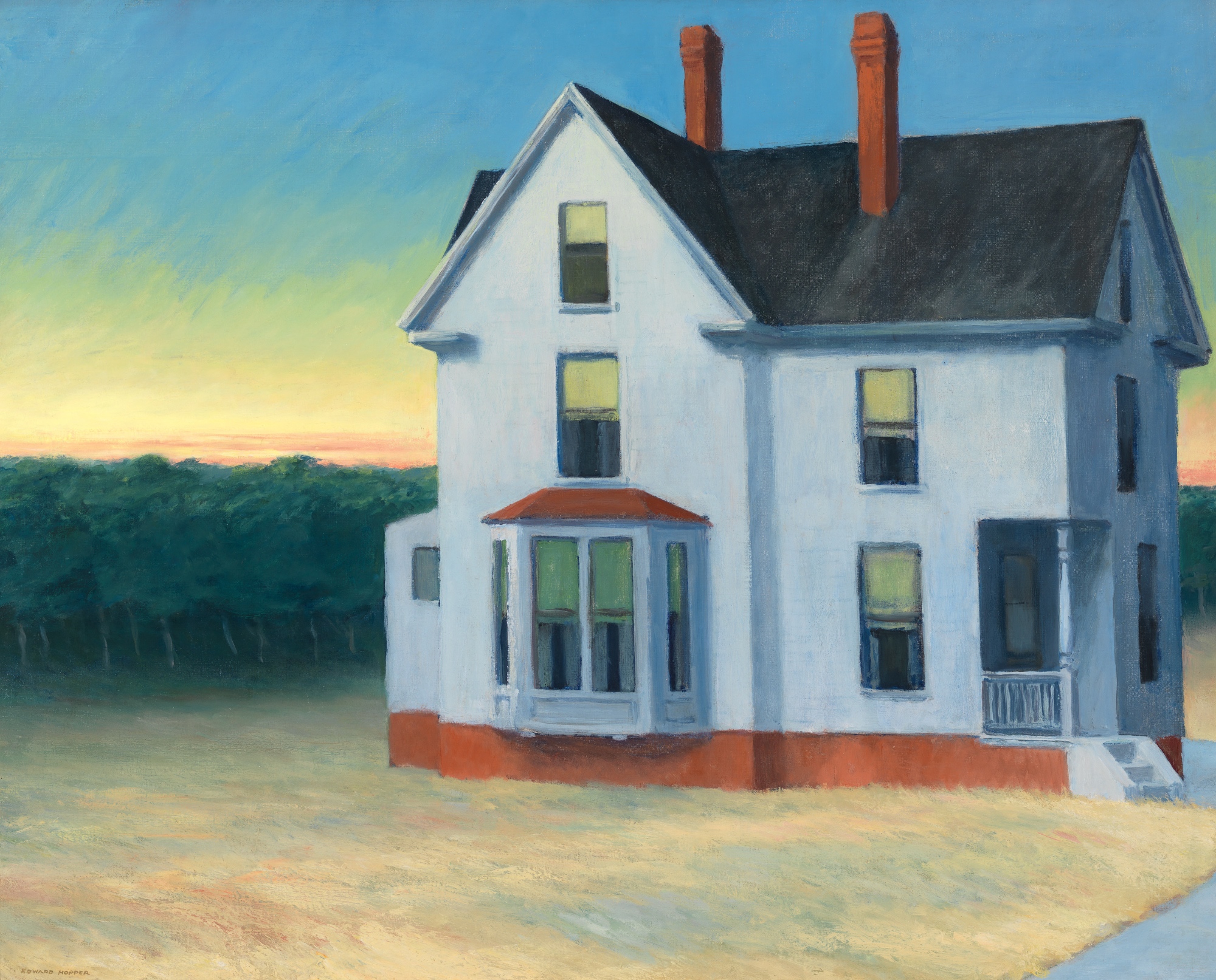 El cuadro Atardecer en Cape Cod representa una gran casa blanca de dos plantas que se alza solitaria en un campo de hierba amarilla. A sus espaldas, una franja densa y oscura de árboles separa el paisaje del cielo, iluminado por los matices del atardecer.