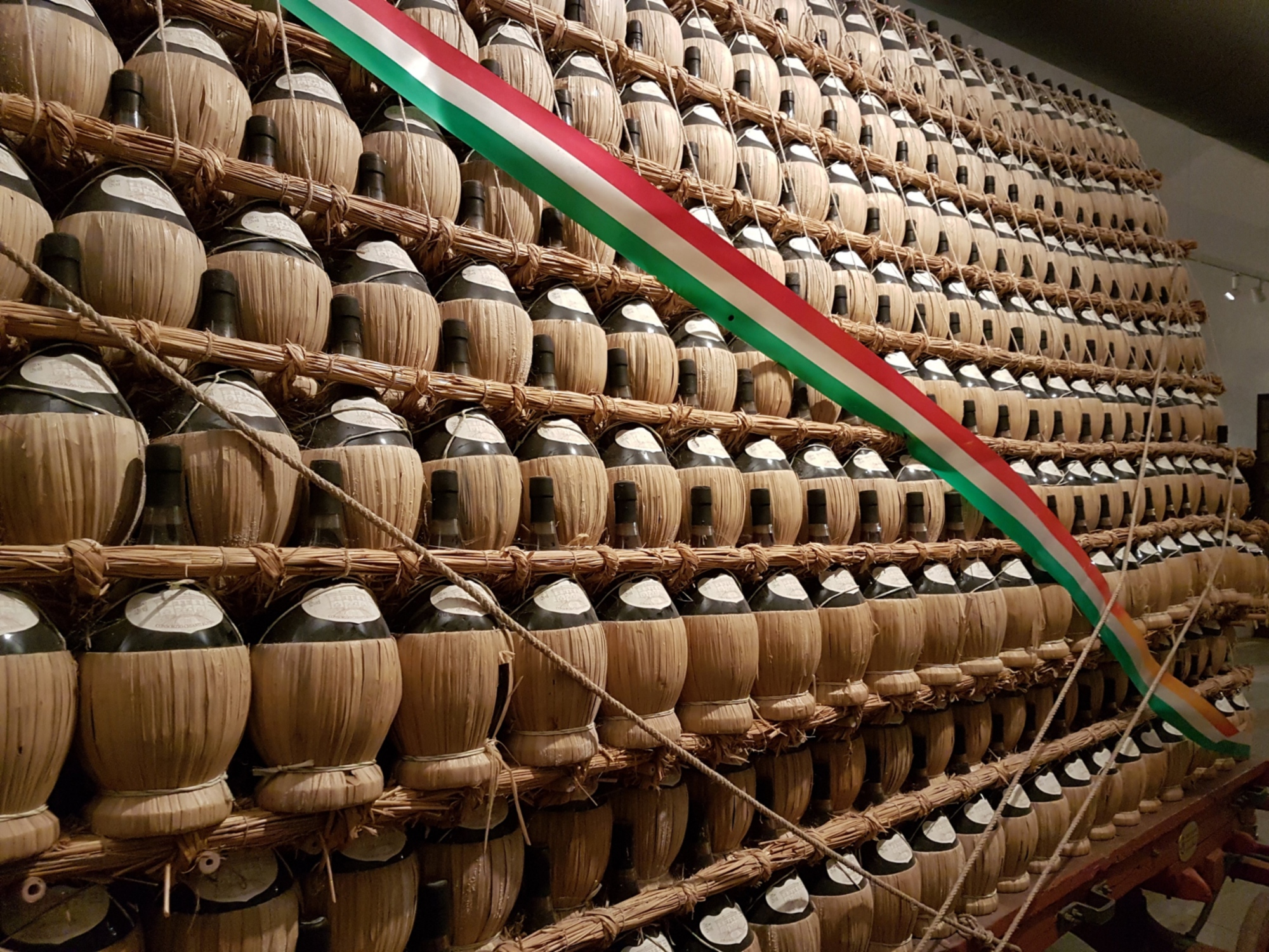 I fiaschi di vino impagniati del 