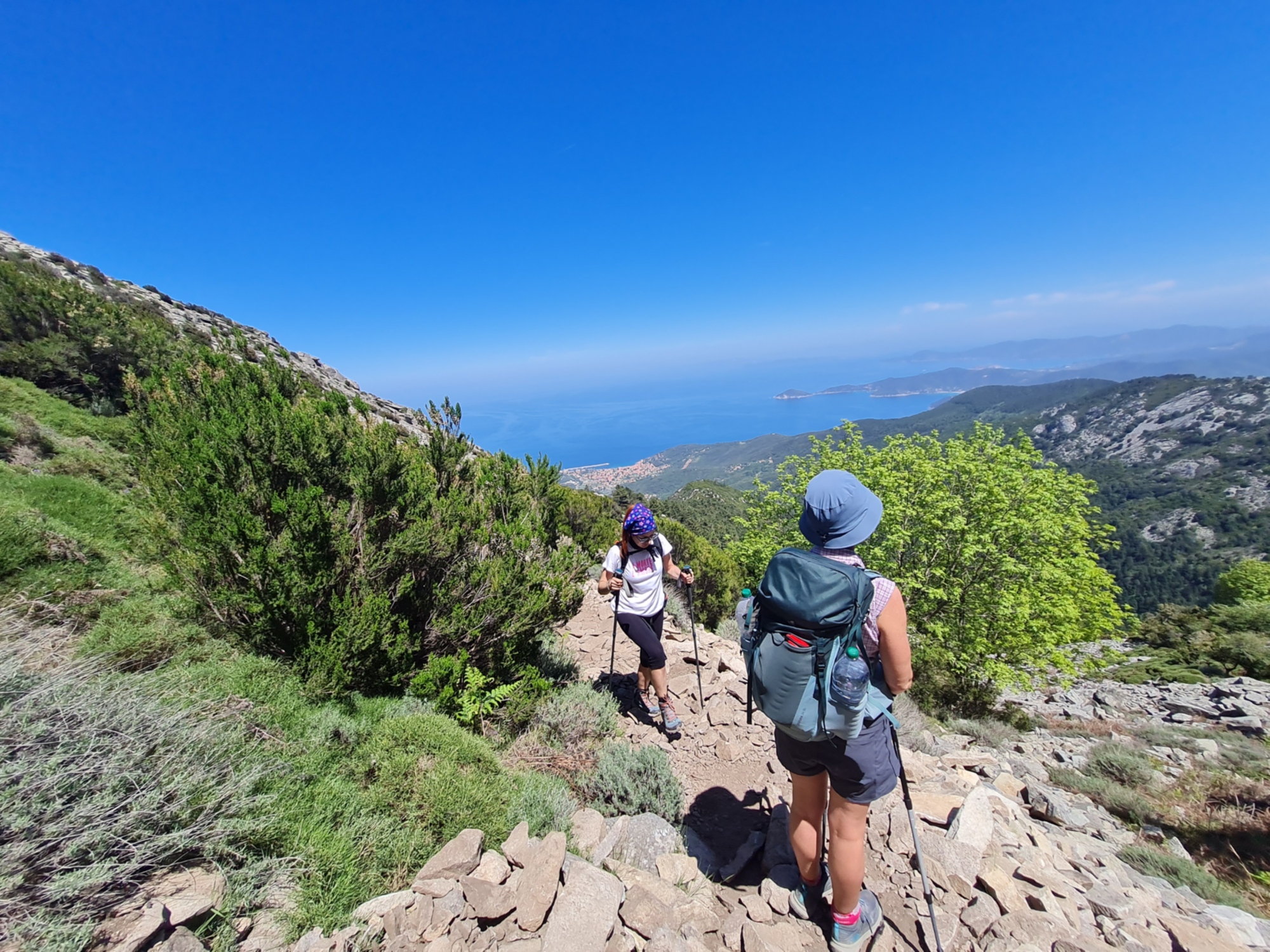 Un trekking di tre giorni per scoprire i percorsi naturalistici dell'Isola d'Elba