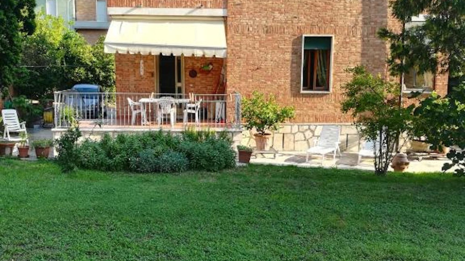 Villa La Pineta ti aspetta per un piacevole weekend tra amici nel cuore della Valdichiana
