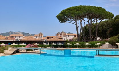 Garden Toscana Resort con piscina