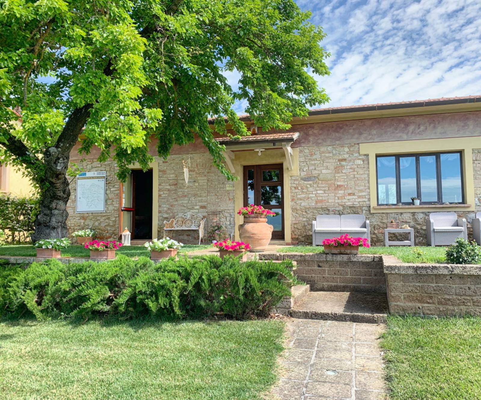 accommodation image