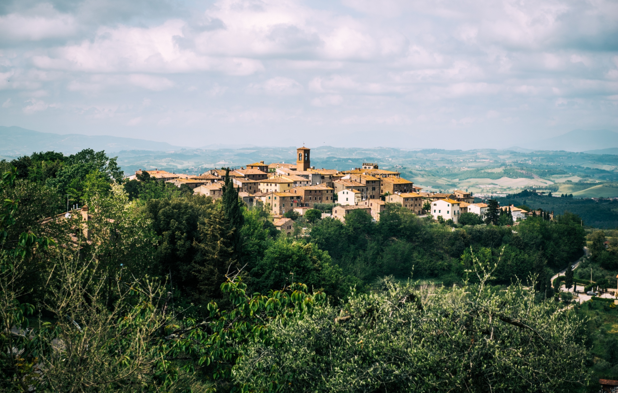 Storytelling experience: tour a Gambassi Terme con degustazione