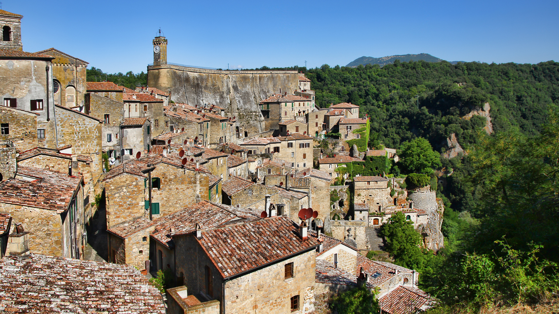 Le Città di Tufo: un indimenticabile viaggio in Maremma