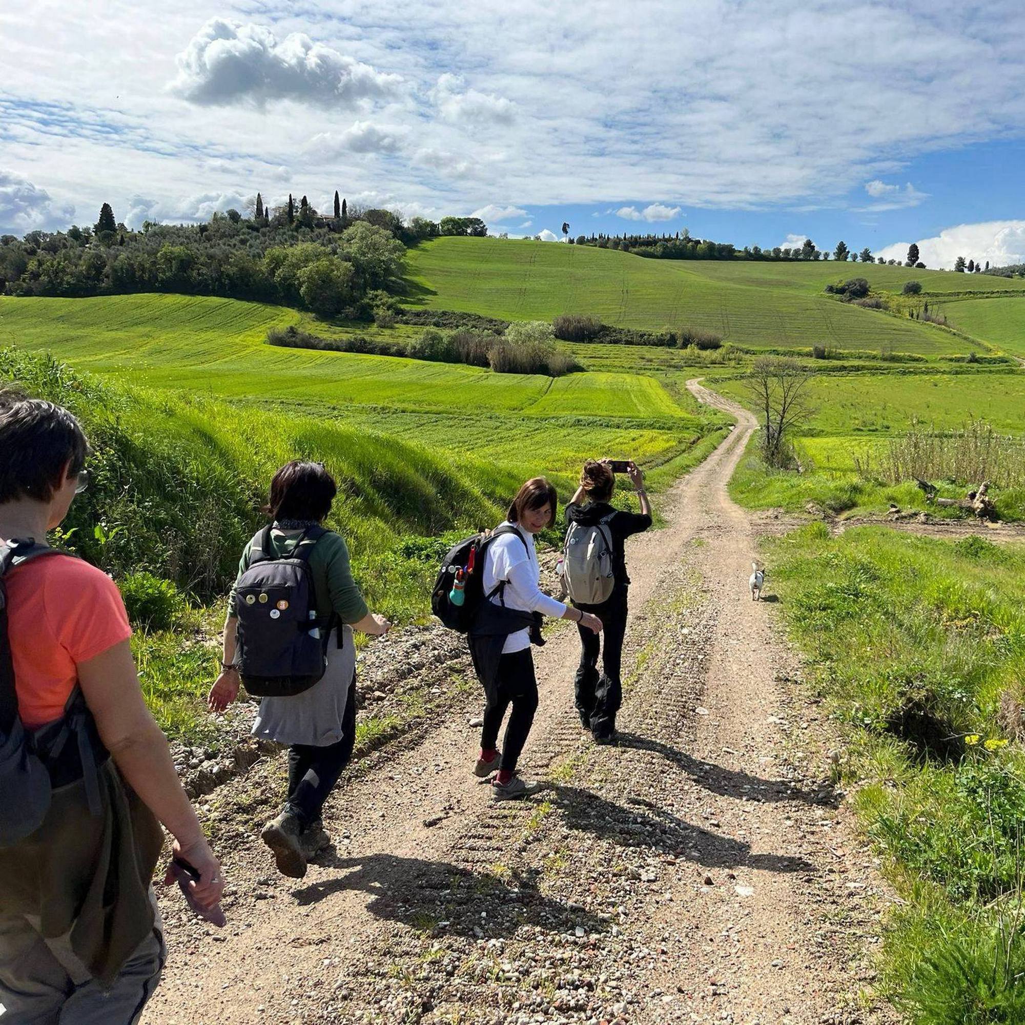 Santa Colomba: tra borgo e boschi della Montagnola