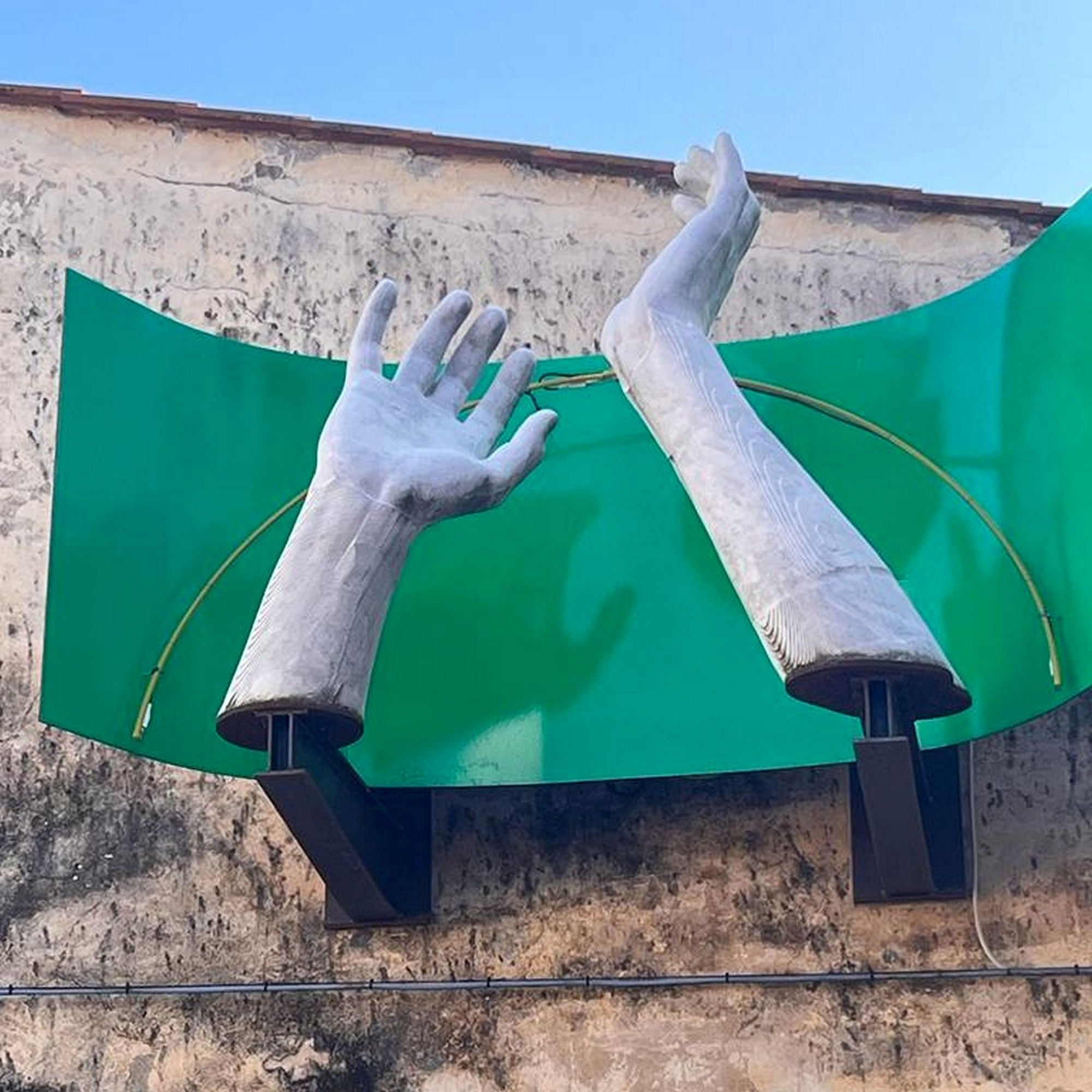 Un percorso trekking avvincente nella Valdera, dove l’arte contemporanea è di casa