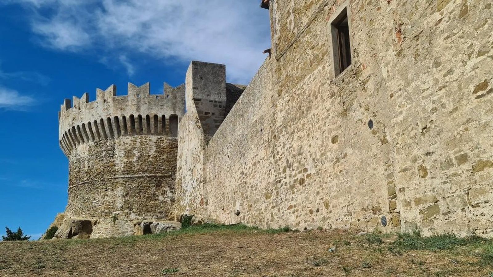 Golfo di Baratti: e-bike self-guided tour