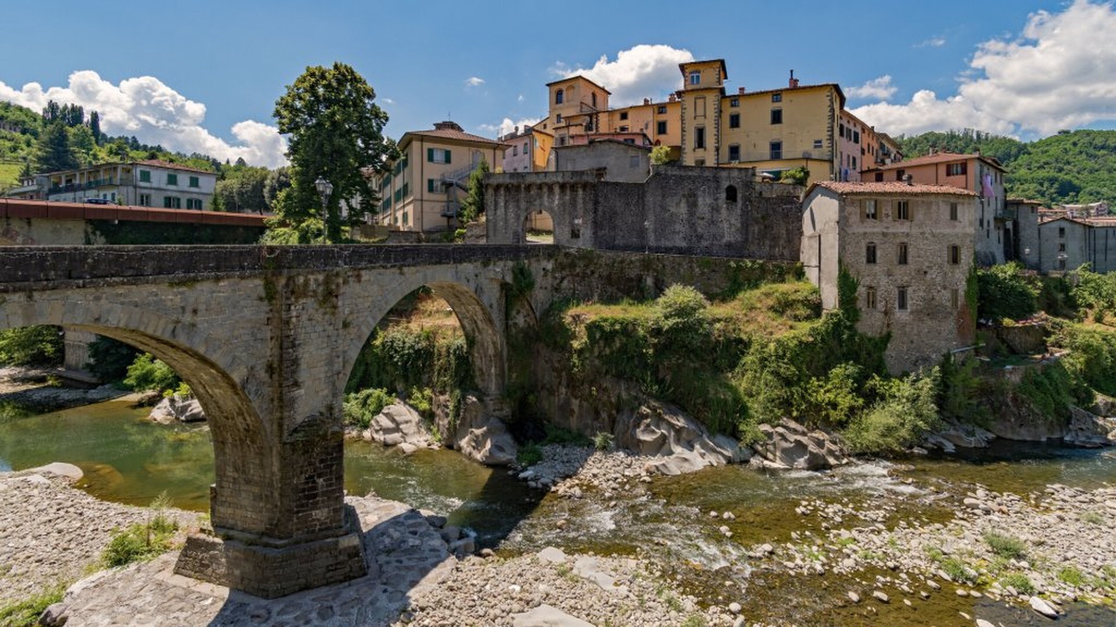 Castelnuovo Garfagnana: e-bike self-guided tour