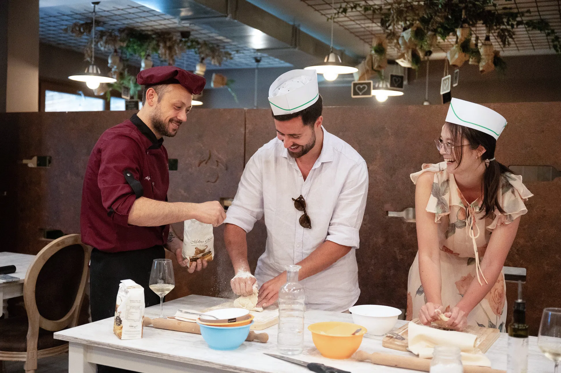 Corso di cucina: degustazione di dessert e vini toscani