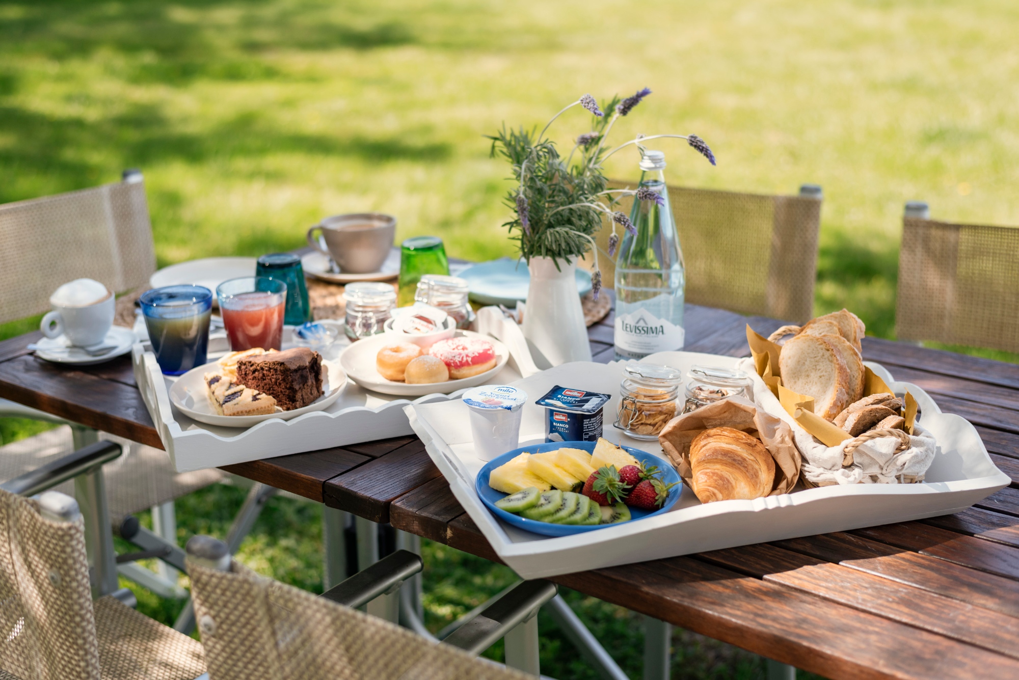 Colazione in giardino San Vincenzo 