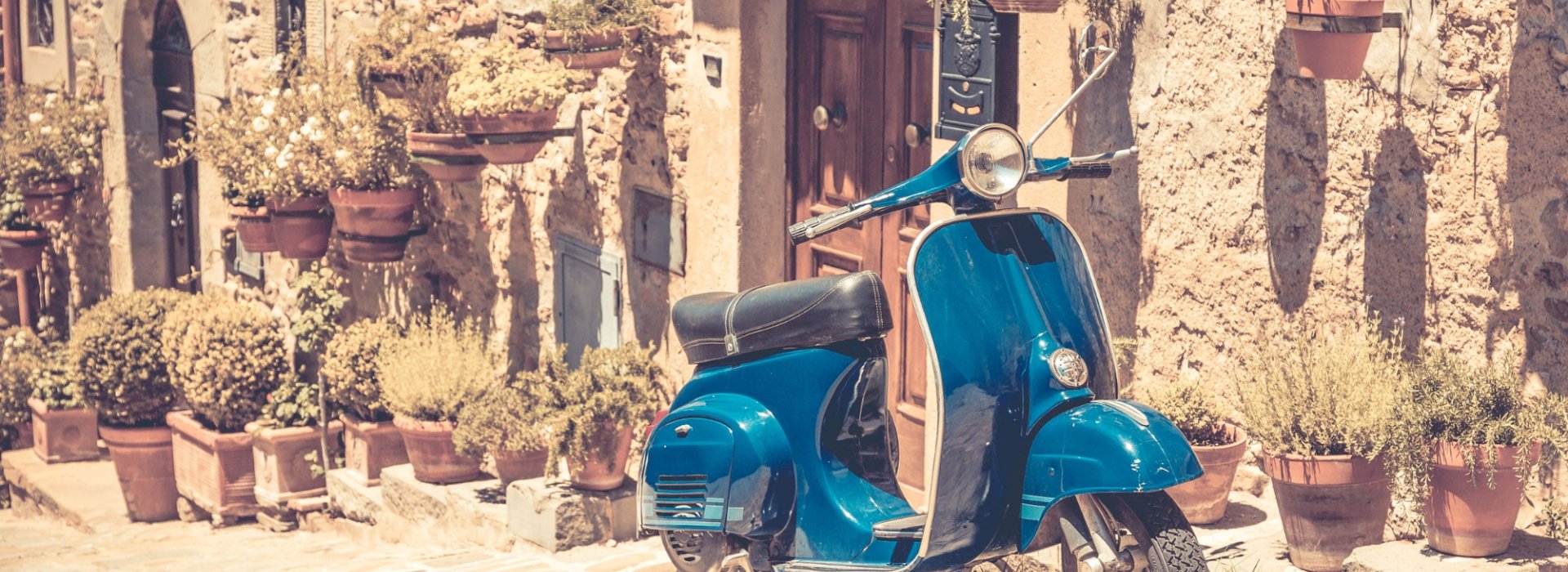 Tour della Val d'Orcia in Vespa