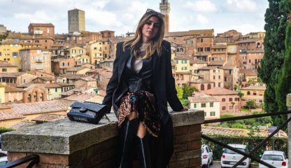 Tour privado para descubrir los lugares más emblemáticos del centro histórico de Siena con fotógrafo personal
