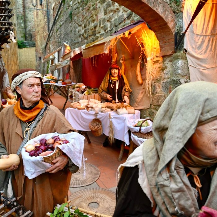 Discover the nativity in the village of Casole d'Elsa Discover the nativity in the village of Casole d'Elsa