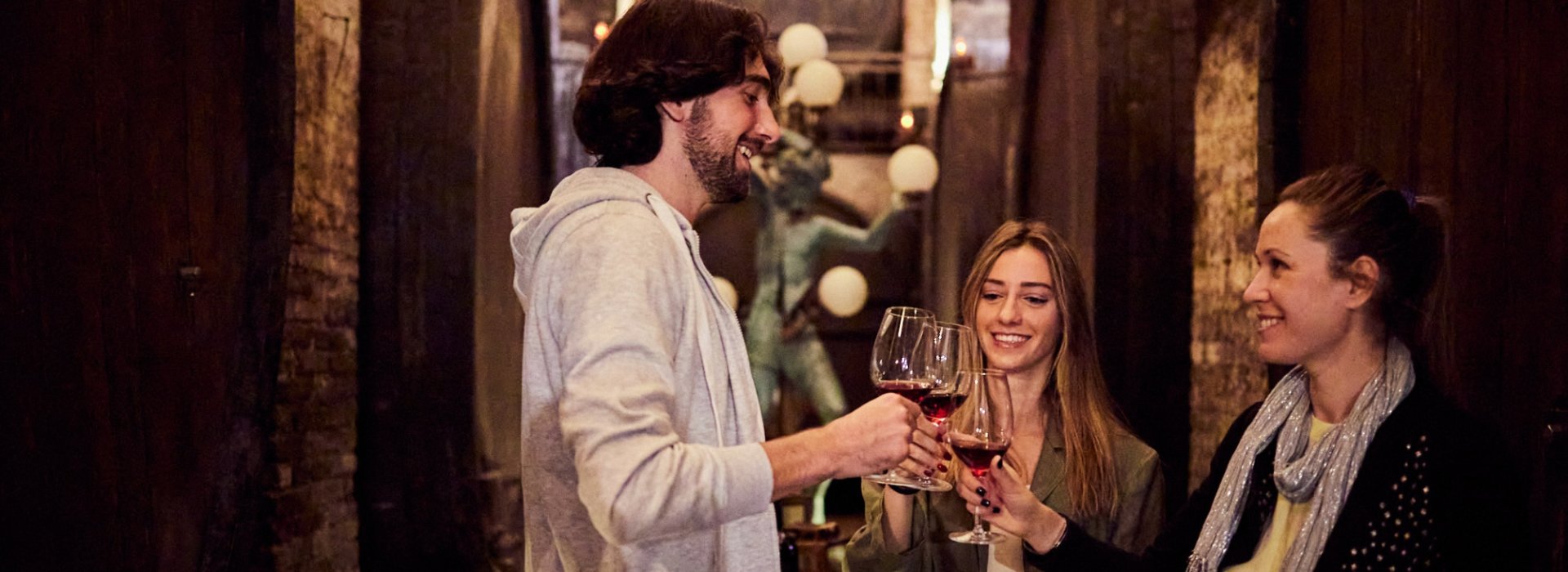 Wine lovers experience a Montepulciano Wine lovers experience a Montepulciano
