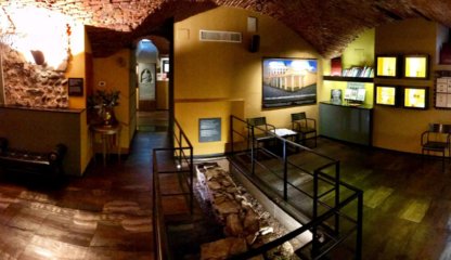 Discover the Domus Romana in Lucca 
