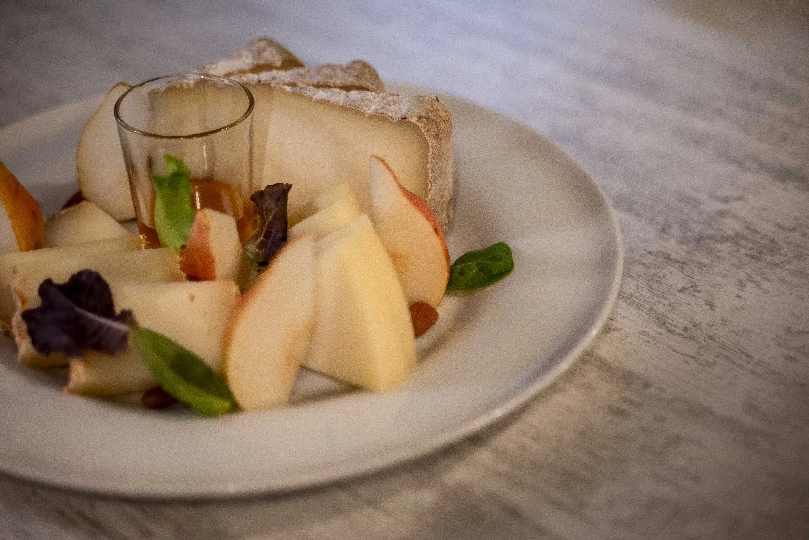 Degustazione di vini toscani e formaggi locali