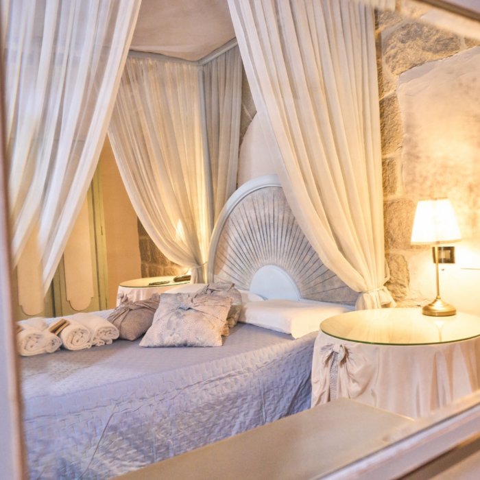 Pernottamento in camera matrimoniale al Relais San Lorenzo di Abbadia San Salvatore e cena gourmet nel nostro ristorante Pernottamento in camera matrimoniale al Relais San Lorenzo di Abbadia San Salvatore e cena gourmet nel nostro ristorante