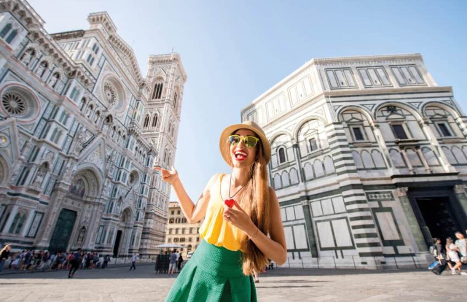 Visit the city of Florence to discover its monuments, history and secrets