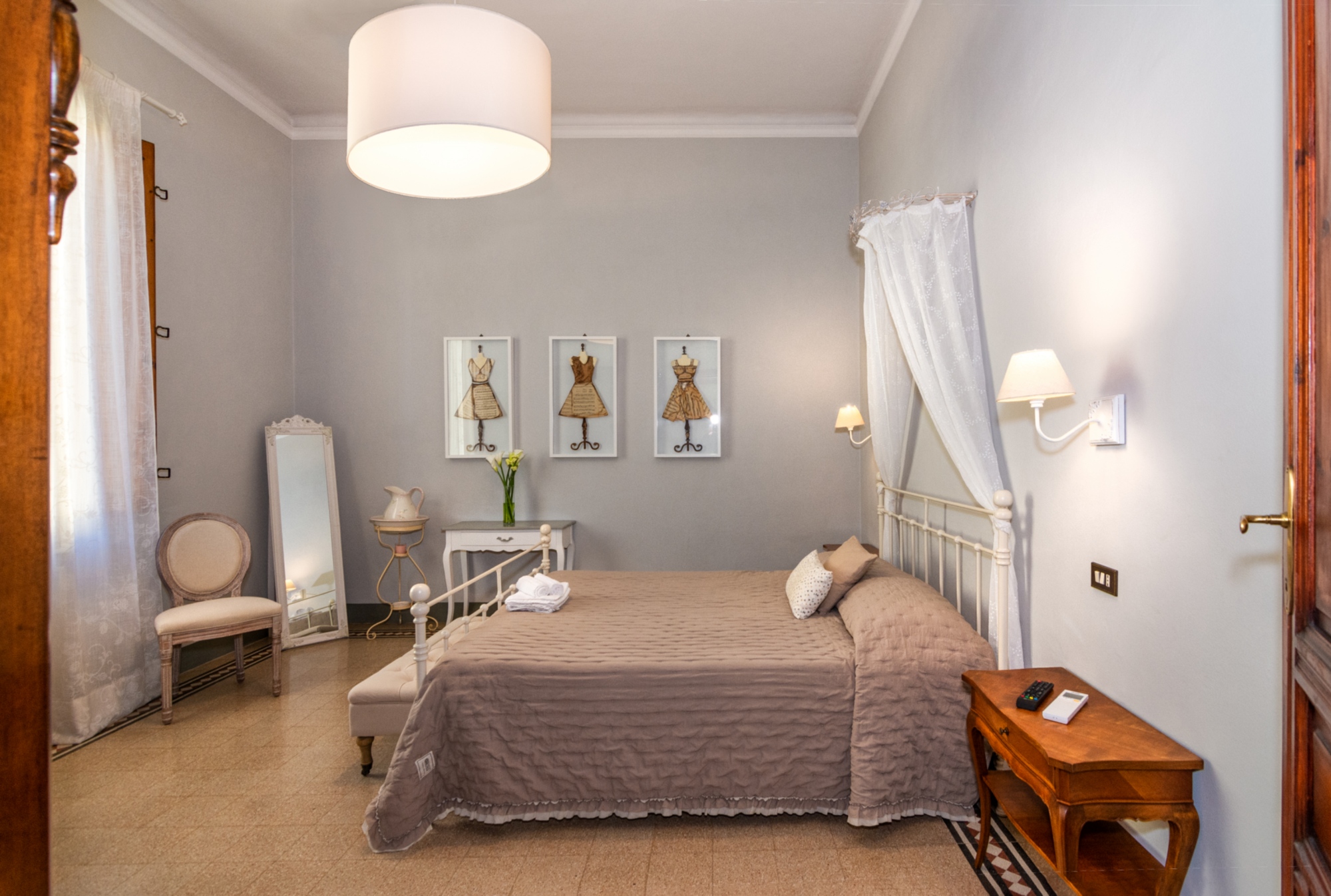 Three nights in Lucca and a day on a private beach in Versilia