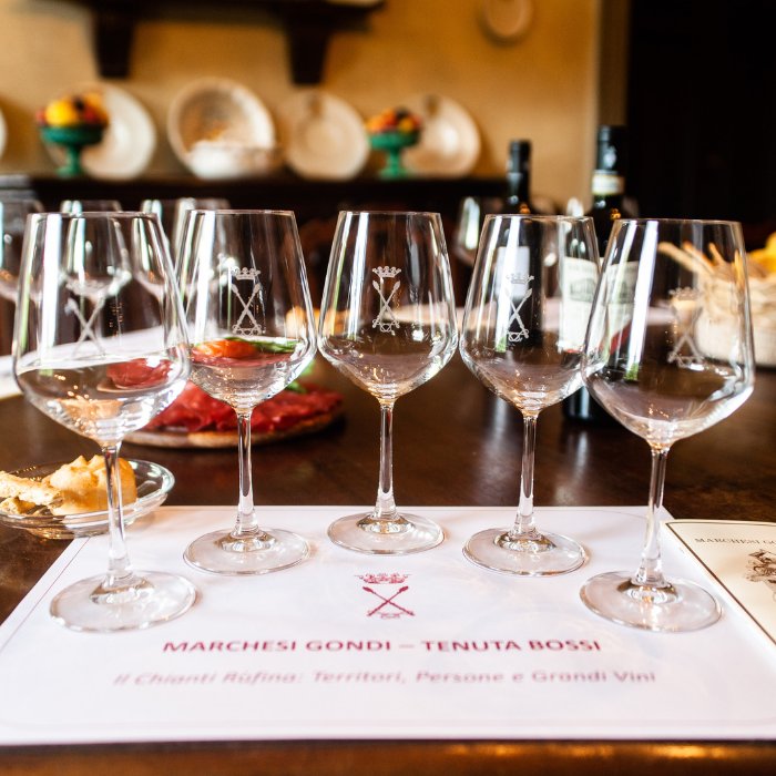 Degustazione privata di Vini del Chianti @Villa Rinascimentale della Tenuta Bossi