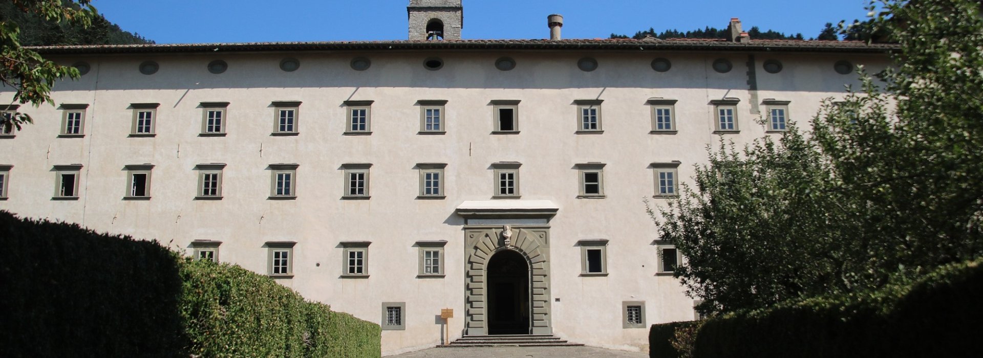 Visita all'Abbazia di Vallombrosa a Reggello in Toscana