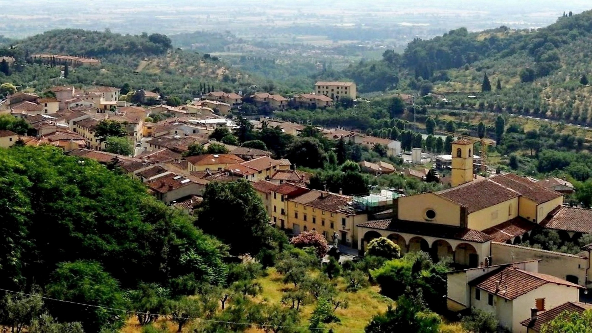 Tour artistico e naturalistico nella splendida cornice del Montalbano e della campagna medicea