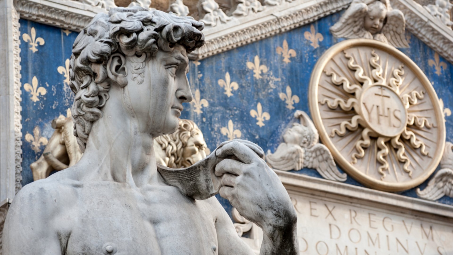 Il David di Michelangelo alla Galleria dell'Accademia di Firenze