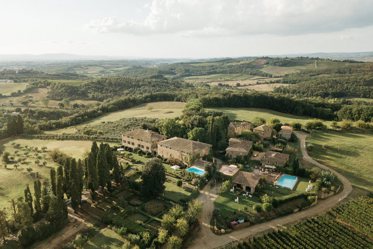 Borgo Stomennano a Monteriggioni panoramica dall'alto