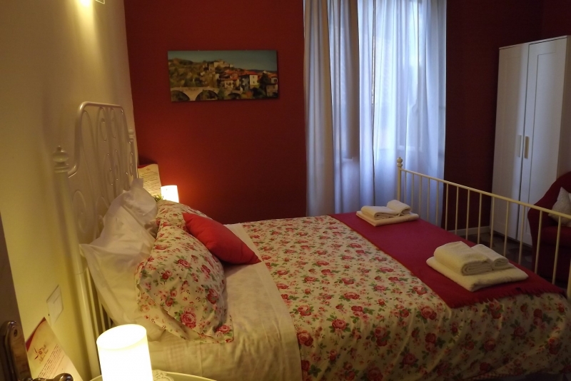 Camera Brezza luminosa e romantica. Il tempo del vento B&b In Lunigiana