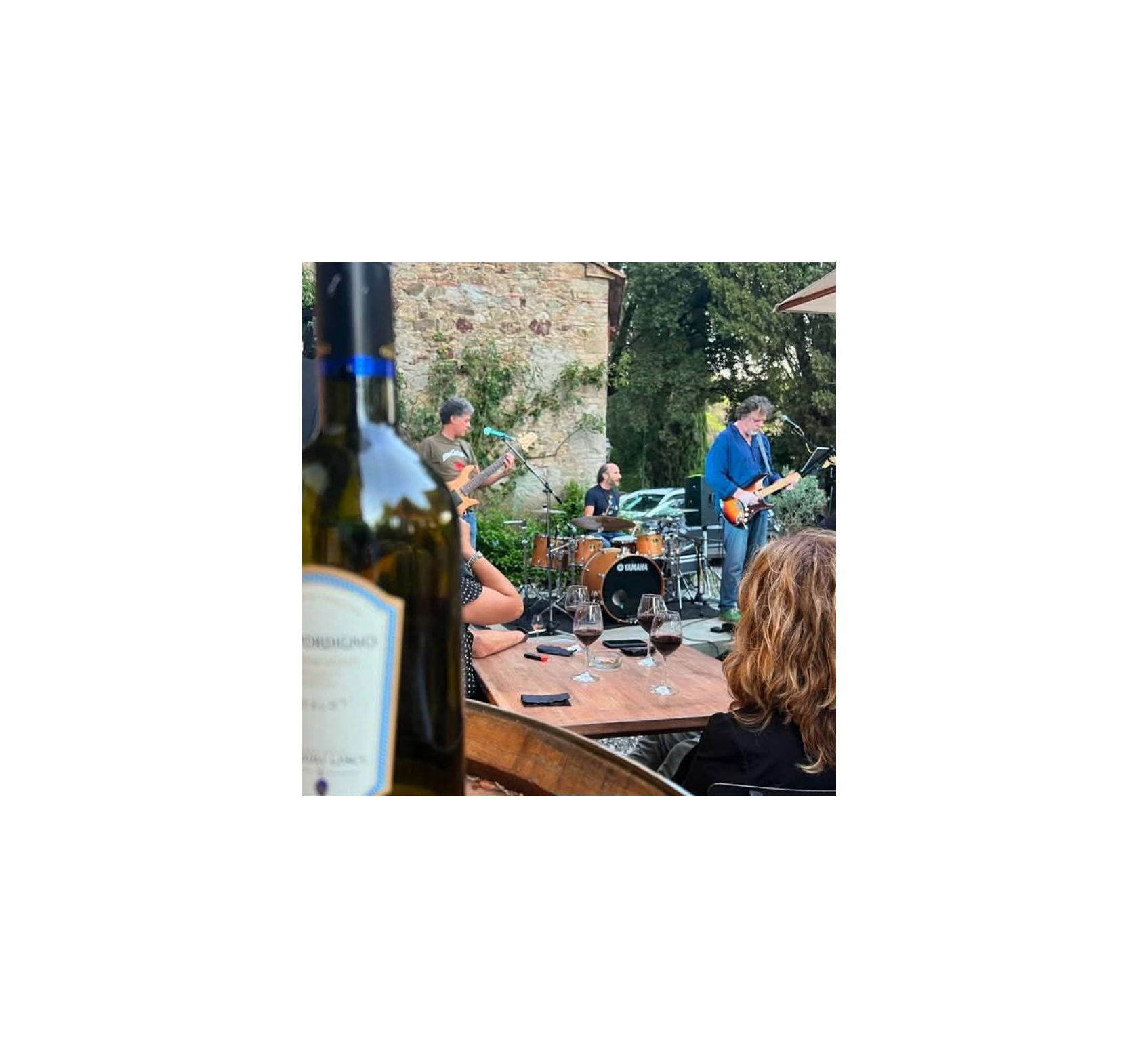 Musikalische Aperitife in der Enoteca del Castello