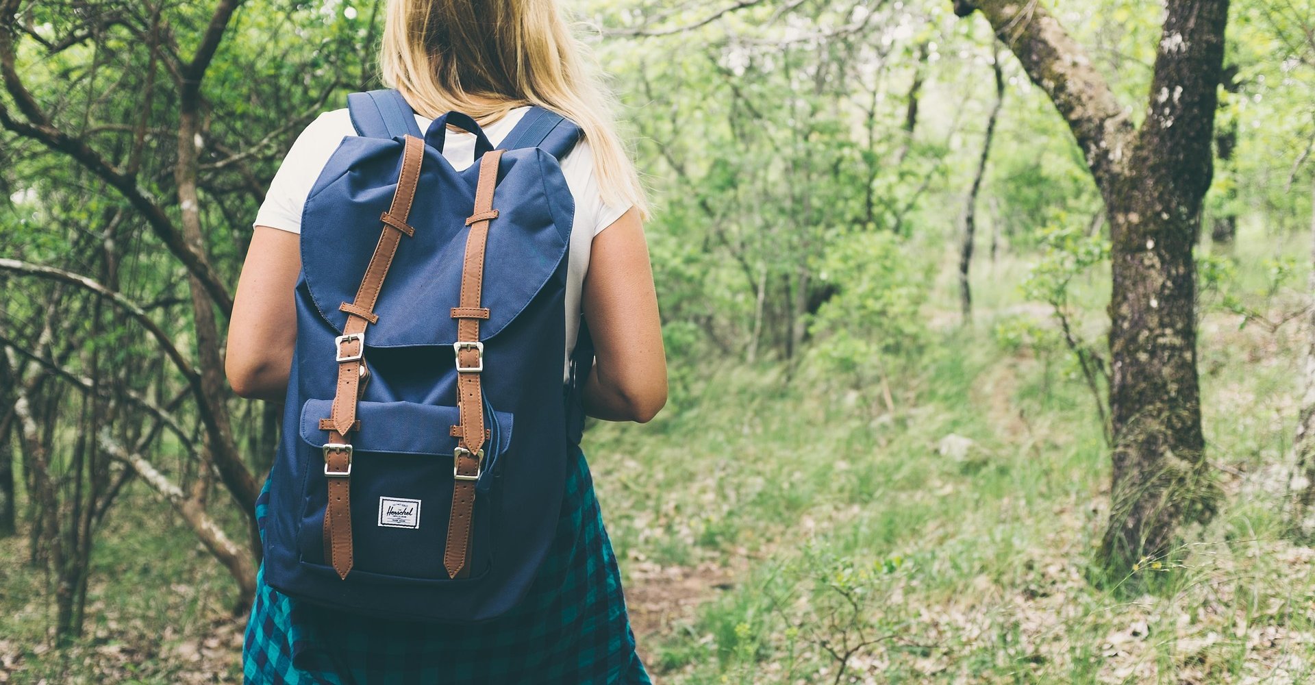 backpack-1836594_1920.jpg