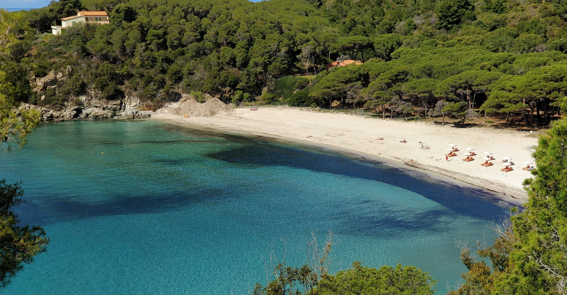 elba beach pristine water