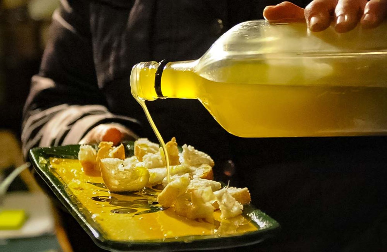 Image of bruschetta with new-season oil