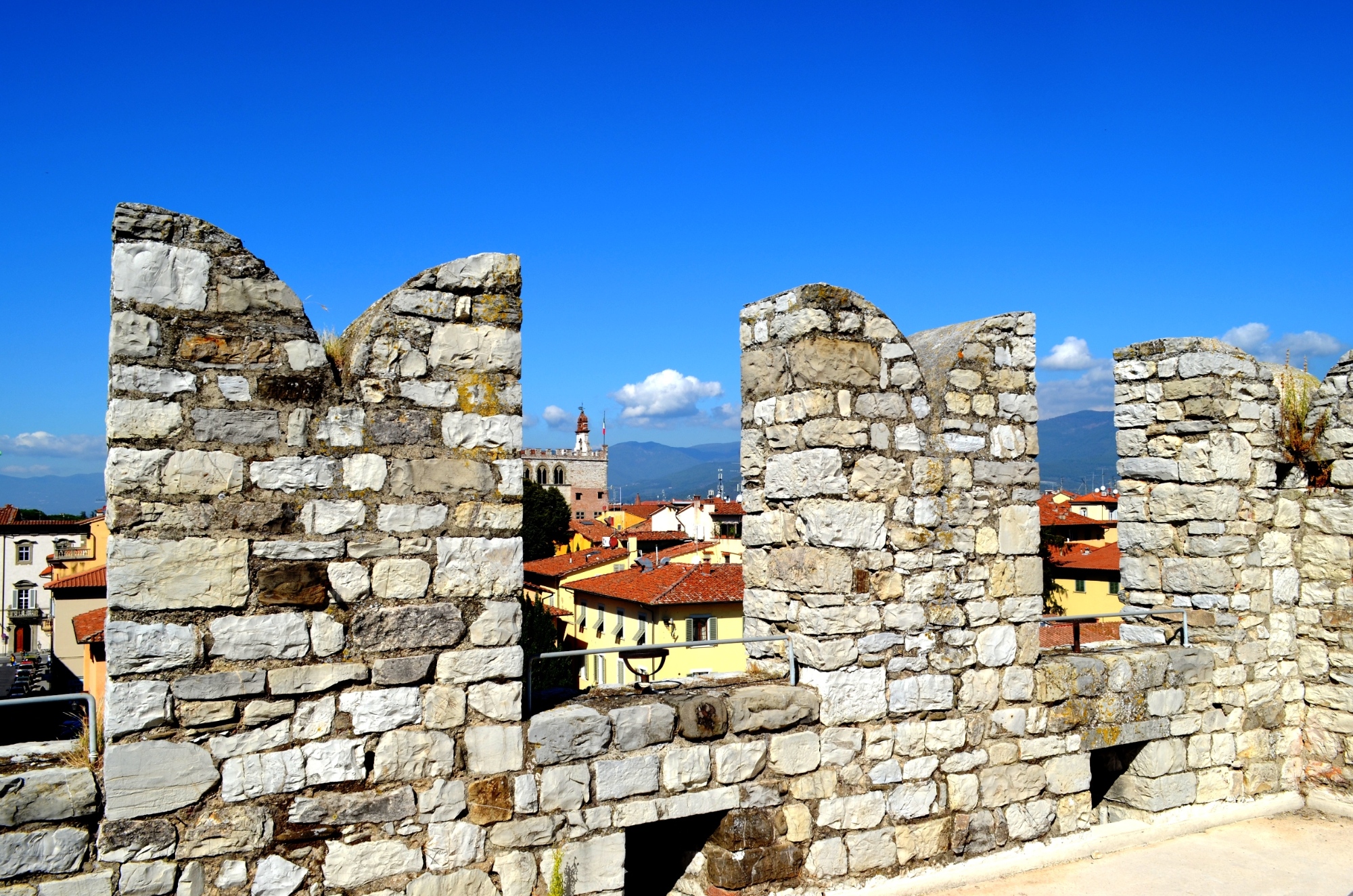 Vista del Castello dell